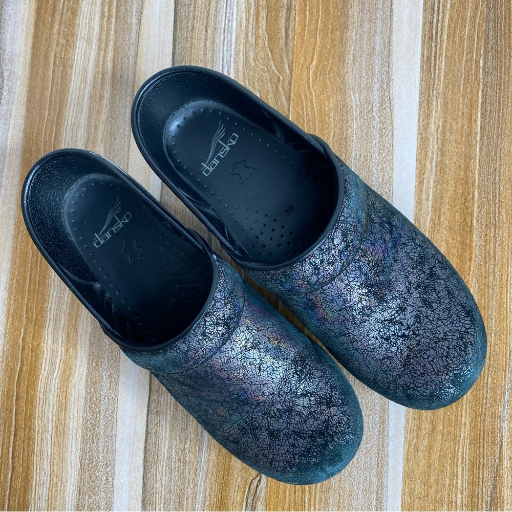 Dansko Iridescent Metallic Professional Clogs Pewter Rainbow Women’s Size US 9